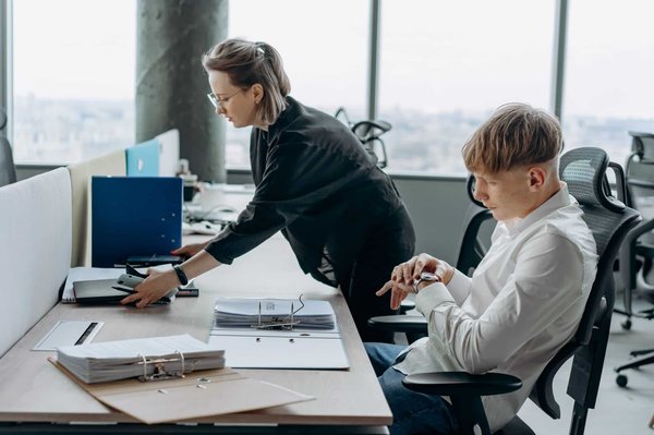 Comment réussir une reprise d'entreprise : étapes et conseils ?