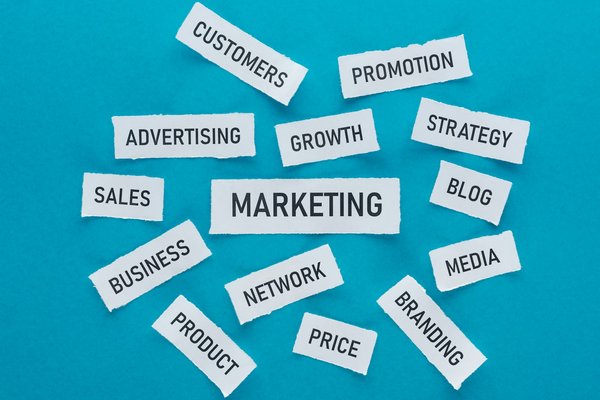 Planification et exécution professionnelles d'activation de marque